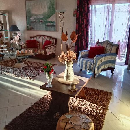 Les Espaces De Furiani Bagian luar foto